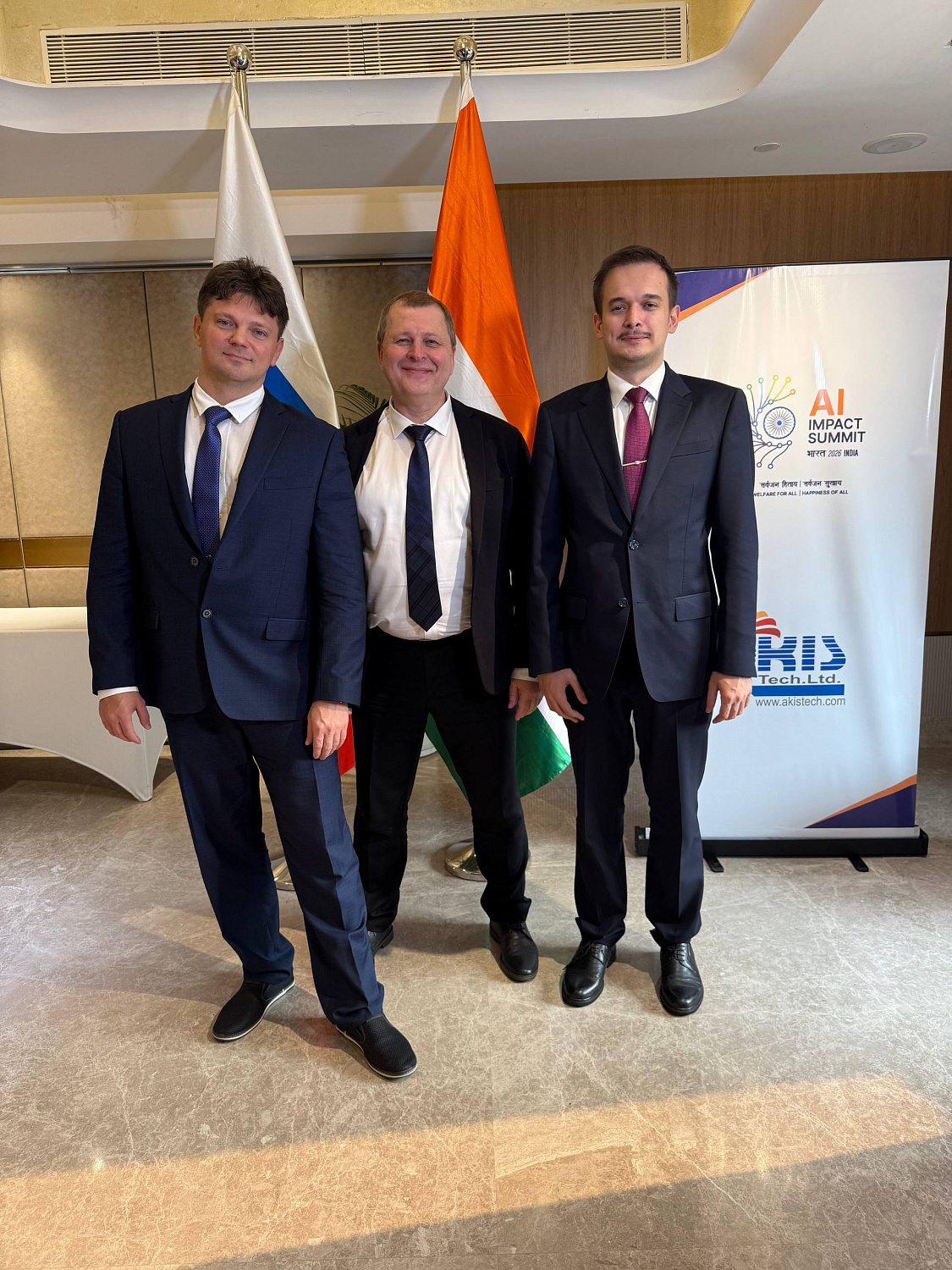 Отличная неделя в Индии! Приняли участие в AI India Impact Summit в качестве спикера на мероприятии от ассоциации РУССОФТ.